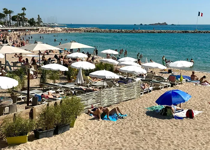 Lägenhet Cote D'azur Saint-raphael, Rez-jardin Renove Saint-Raphaël