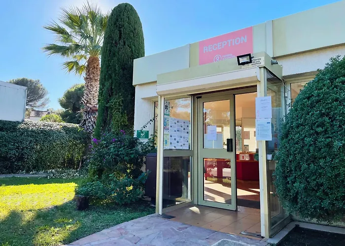 Cote D'azur Saint-raphael, Rez-jardin Renove *