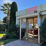 Appartement Côte D'azur Saint-raphaël, Rez-jardin Et Piscine