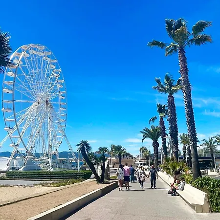 Cote D'azur Saint-raphael, Rez-jardin Renove