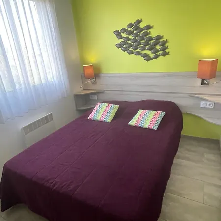 Cote D'azur Saint-raphael, Rez-jardin Renove Apartment *